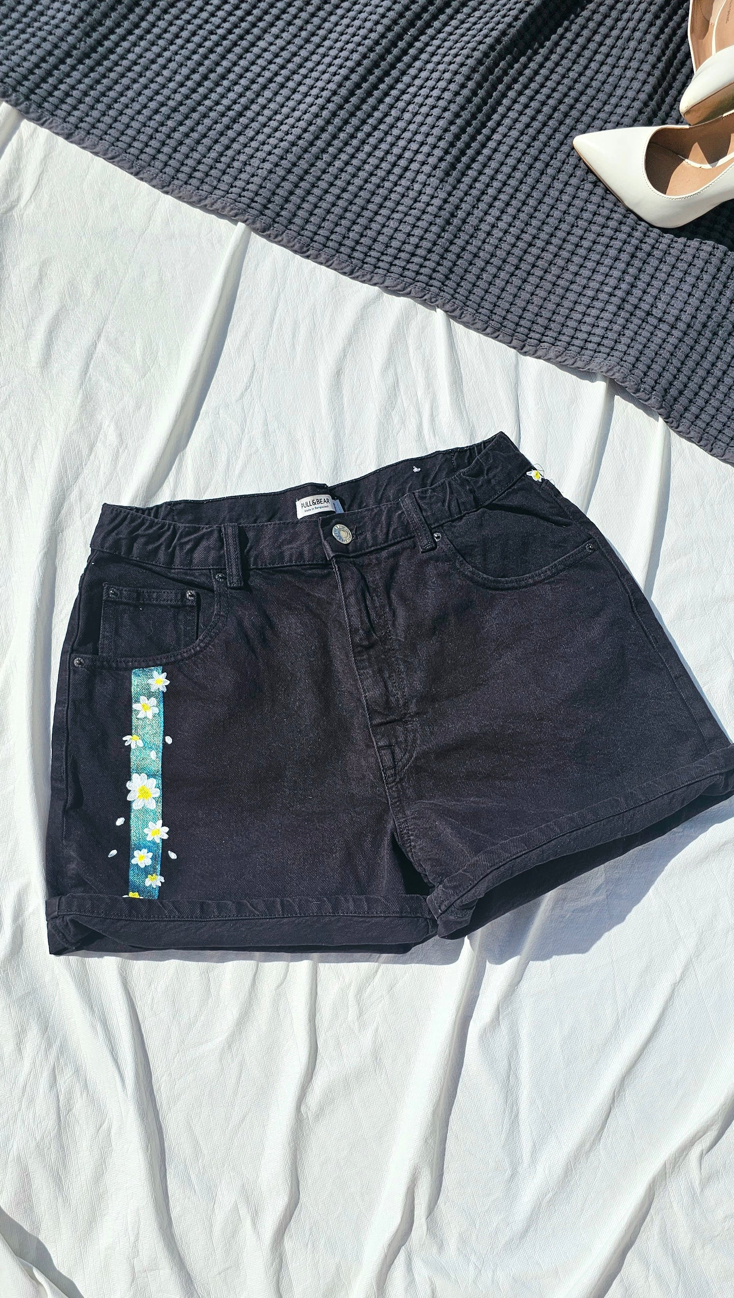 Short "Marguerite"